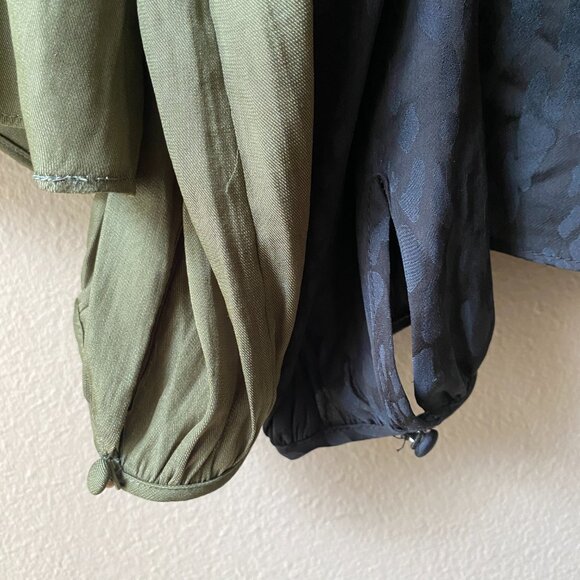 NWT/NWOT Lot of 2, Banana Republic blouses - Picture 4 of 4